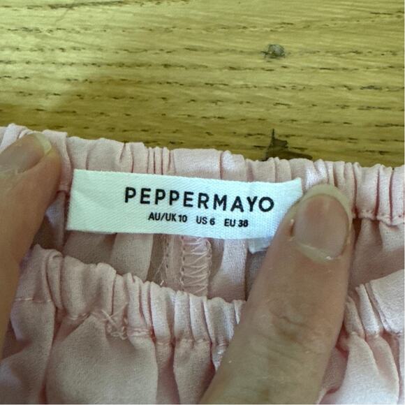 Peppermayo Ruched Mini Shorts Girls Like Us Size US 6 in Pink - Picture 2 of 4